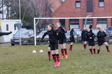 Bild 19 - wBJ SG Weststeinburg/Beidenfleth - SV Henstedt Ulzburg : Ergebnis: 0:4